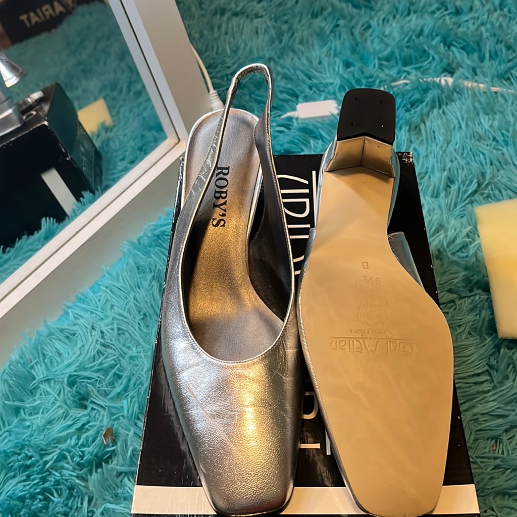 Silver Pump